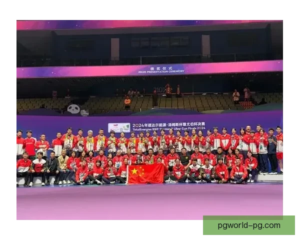 全球羽毛球杯赛：挑战精彩纷呈，谁将登顶？